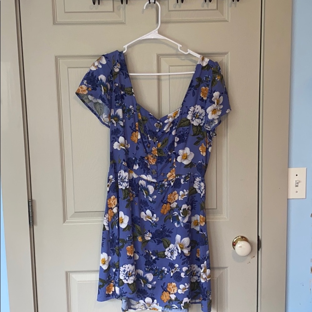 Xhilaration off the shoulder dress - size M NWOT